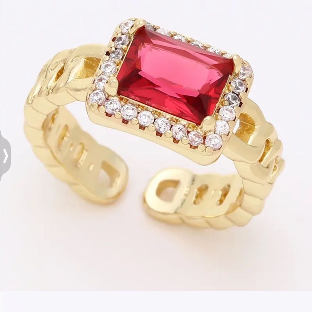 GOLDTONE RESIZABLE COCKTAIL RING WITH BLUE COLORED STONE